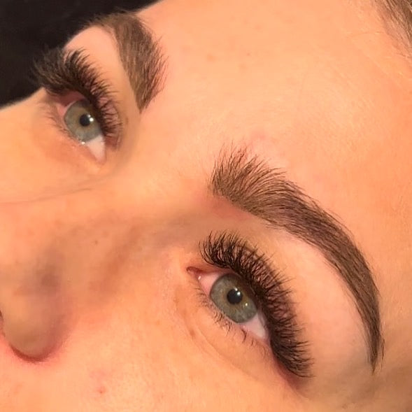 W 3D Eyelash Extensions