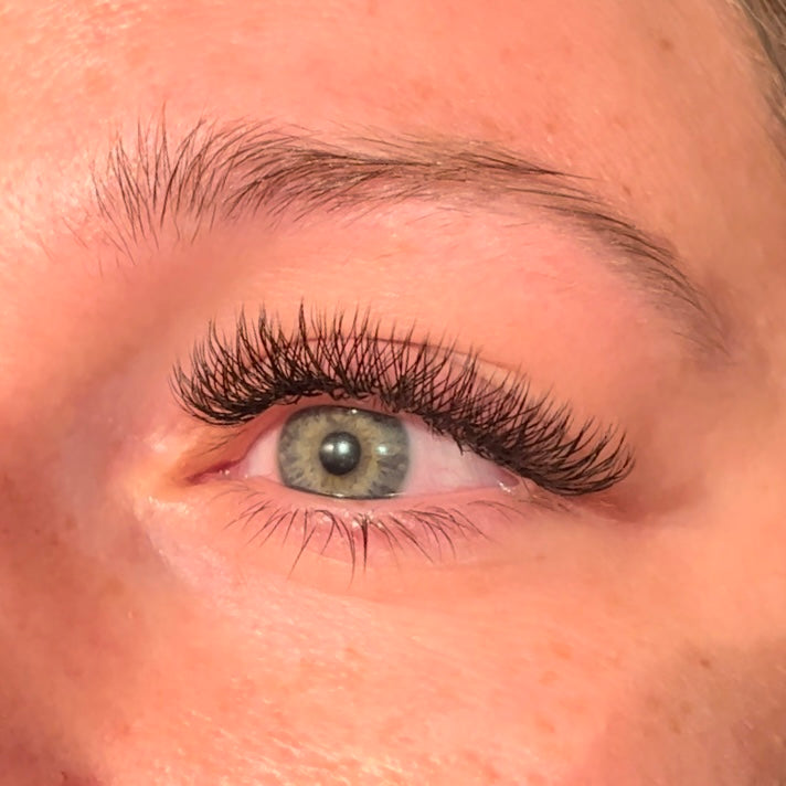 YY 2D faner Eyelash Extensions